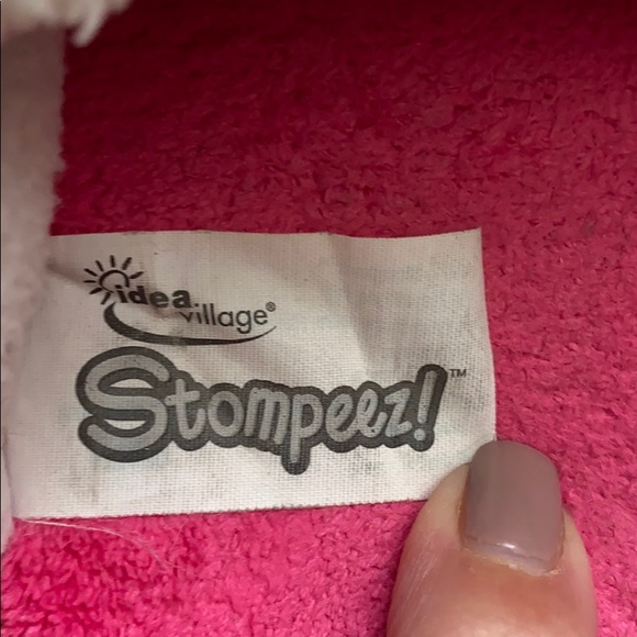 Slippers - Picture 4 of 4